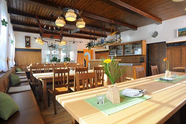 Gastwirtschaft & Hotel Doll Markt Indersdorf Ngoại thất bức ảnh